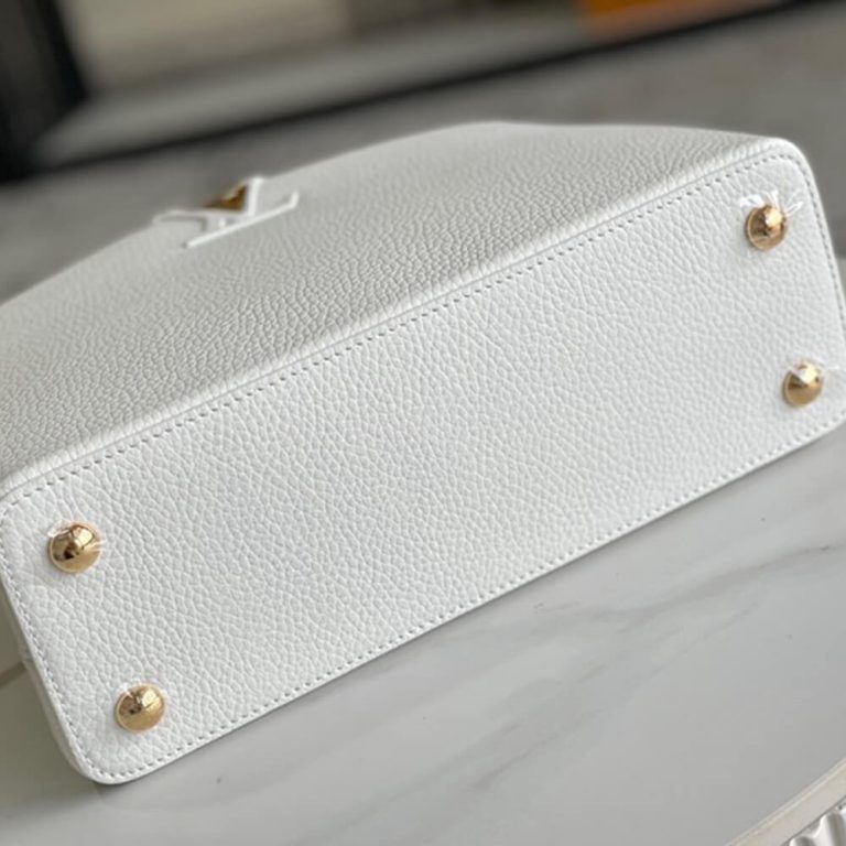 LV   Capucines MM