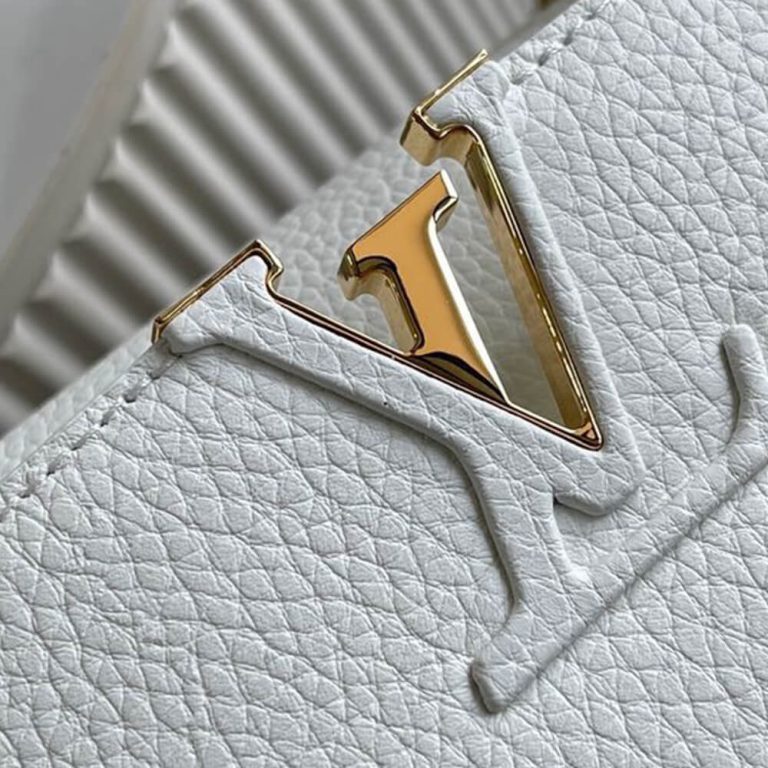 LV   Capucines MM