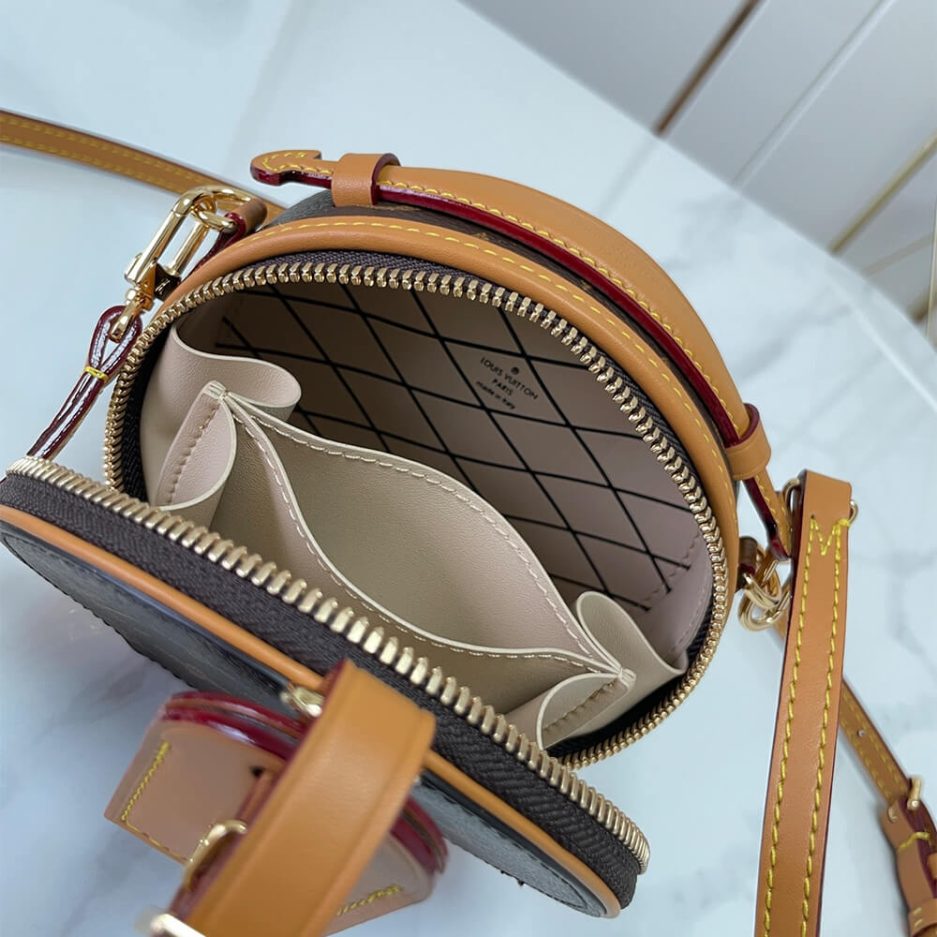 LV Boite Chapeau Souple MM