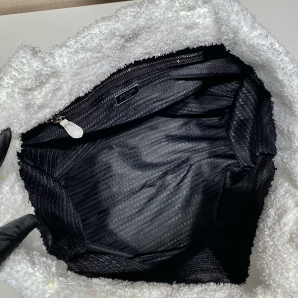 Pra*a terry tote bag