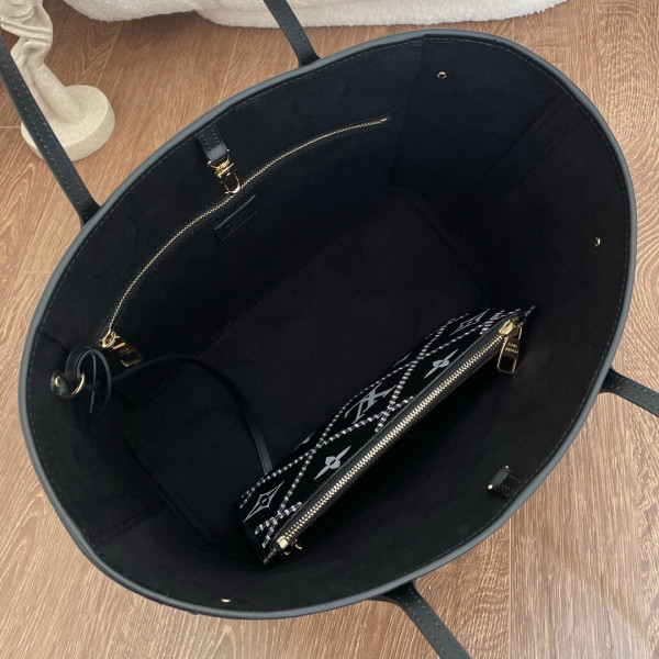 l0*is V*t0n neverfull mm