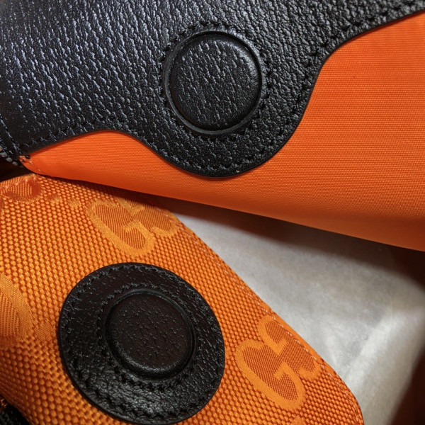 G*u*i off the grid duffle bag