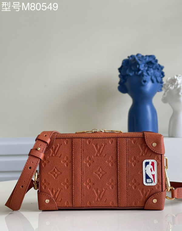 l0*is V*t0n lvxnba soft trunk wearable wallet