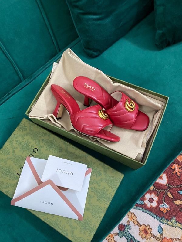 G*u*i double g slide sandal