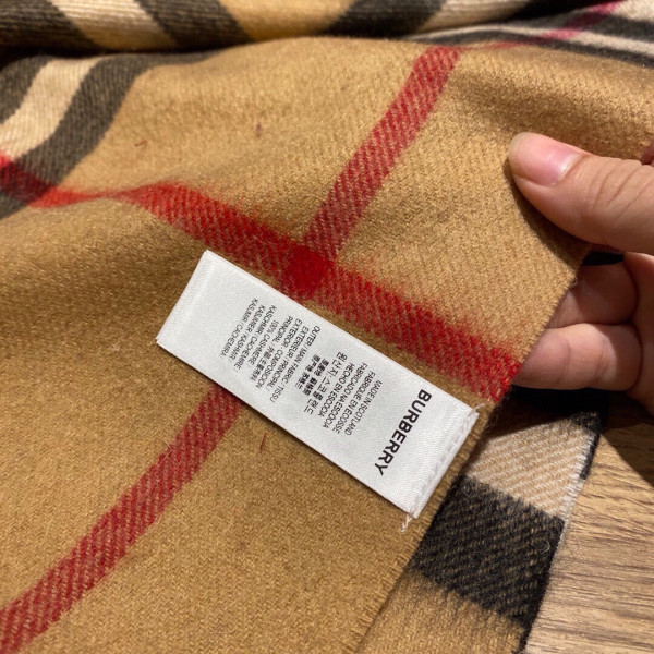 B**rry check cashmere scarf