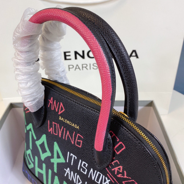 Ba*len*cia*ga ville top handle s