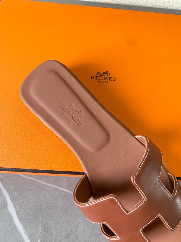 H**mes sandal