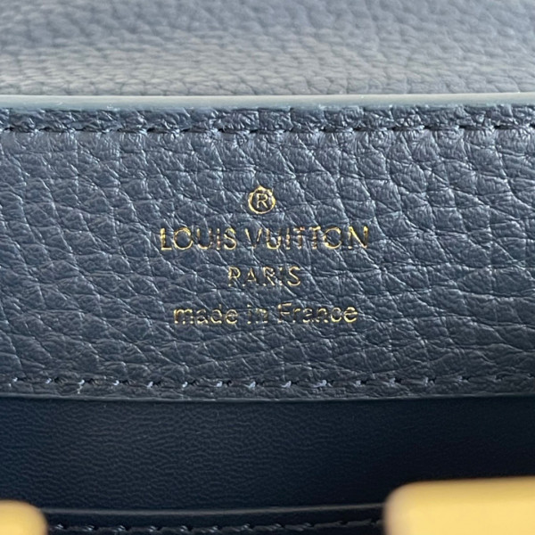 l0*is V*t0n capucines mini