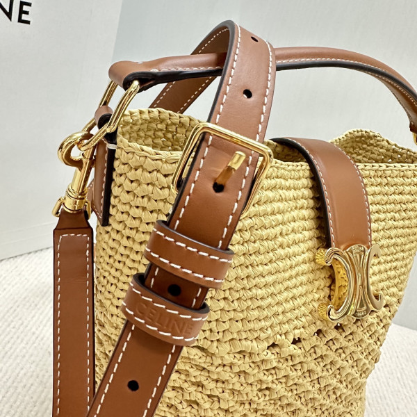 Ce**e raffia bucket bag - 16-19-12cm