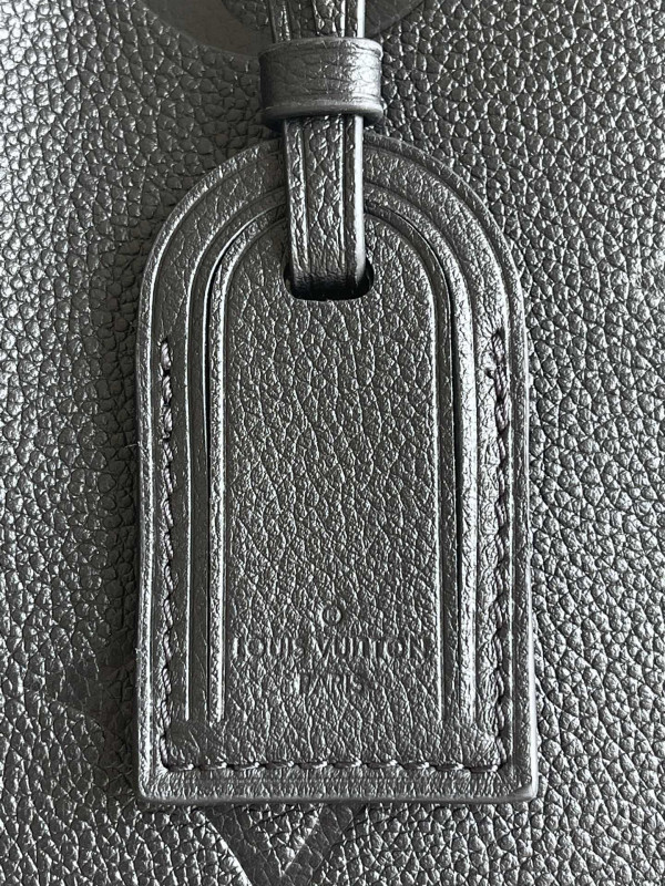 l0*is V*t0n grand palais