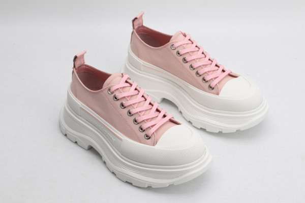 ale*d*r M*Q*en tread slick lace up