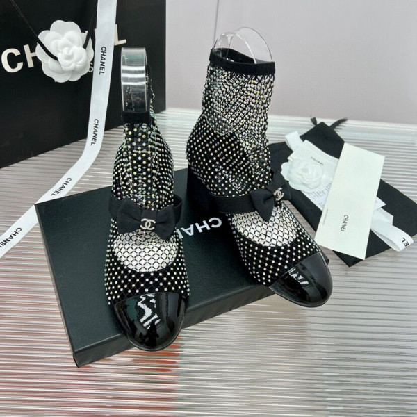 CL Leather ankle  BOOTS