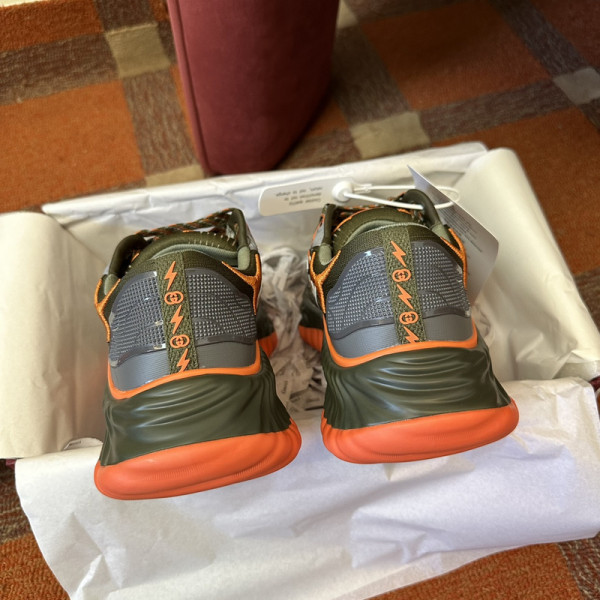 G*u*i men&women sneakers