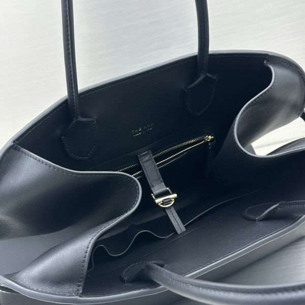 T*e R0w belt margaux