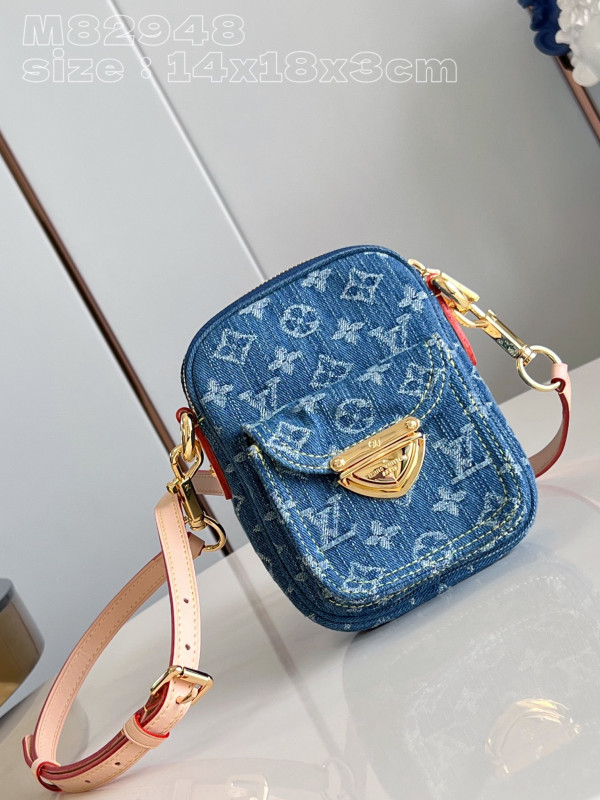 l0*is V*t0n fairfax pochette