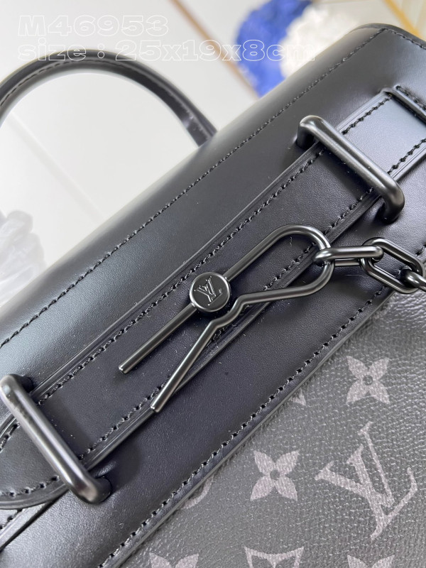 l0*is V*t0n steamer wearable wallet-25*19*8cm