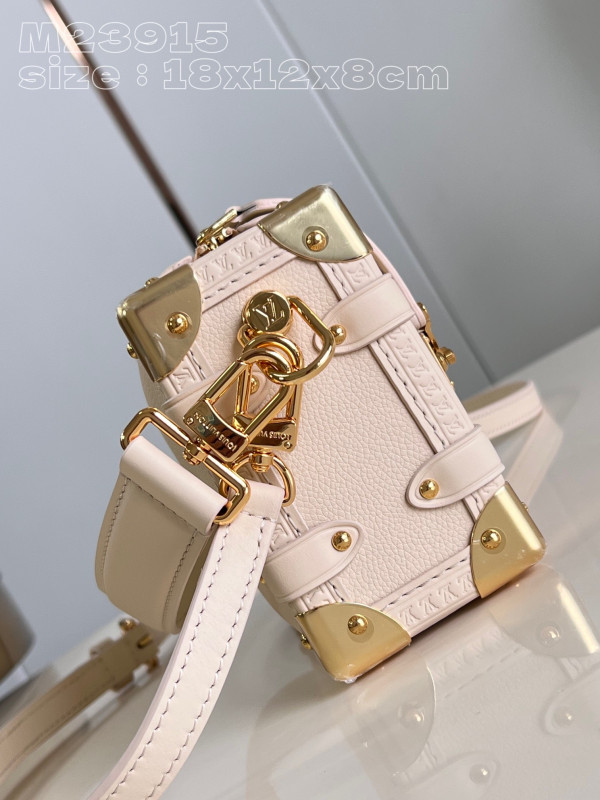 l0*is V*t0n side trunk pm-18*12.5*8cm