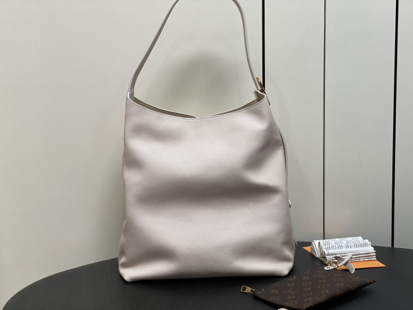 l0*is V*t0n low key hobo jh-31*35*18cm