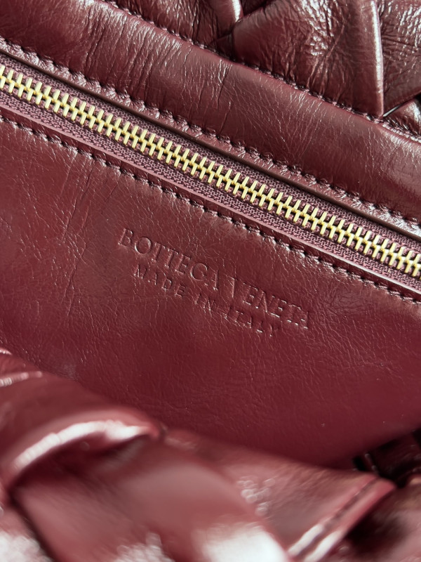 bo*te*ga Ve*ne*ta  città shoulder bag-25*18*5.5cm