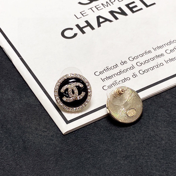 CL EARRINGS