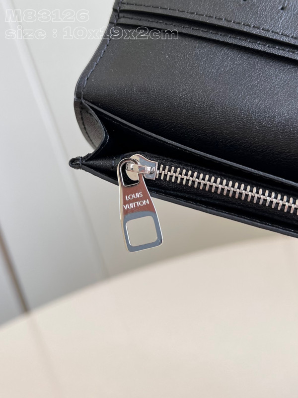 l0*is V*t0n brazza wallet-10*19*2cm