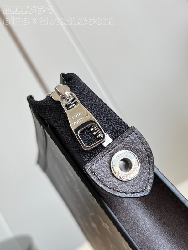 l0*is V*t0n pochette voyage-27*21*6cm