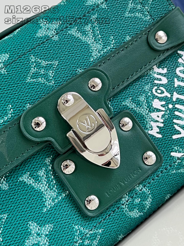 l0*is V*t0n soul trunk-19*15*7cm