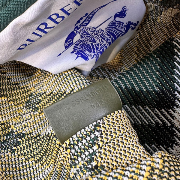 B**rry mini peg duffle bag