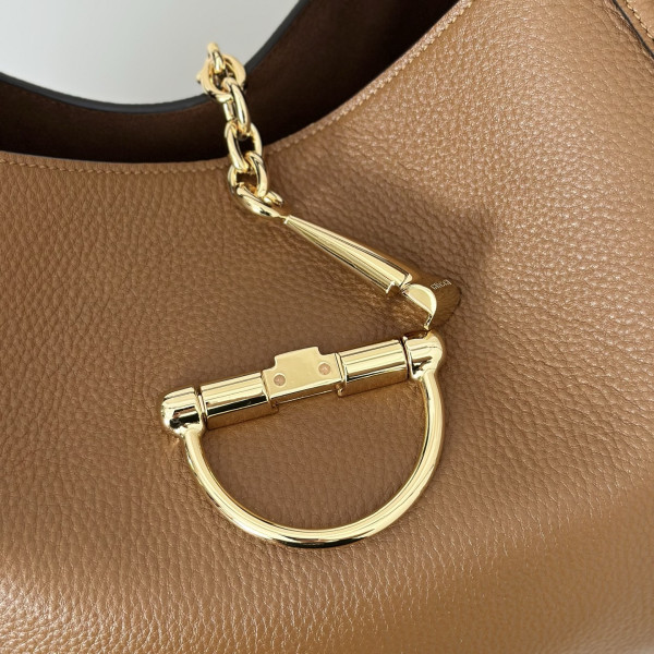 G*u*i softbit maxi shoulder bag