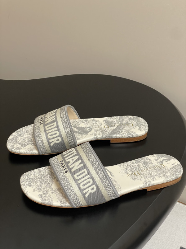 DIRO DWAY SLIDES
