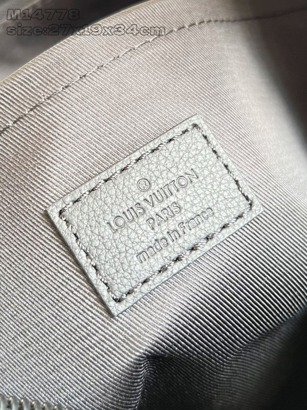 l0*is V*t0n hobo cargo