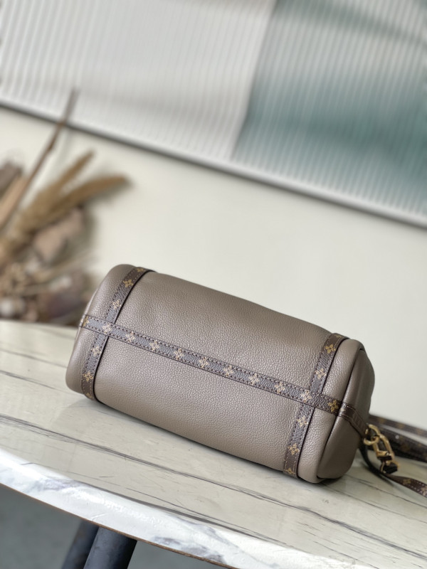 l0*is V*t0n express pm - 17*13.5*26cm