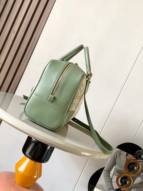 L0ew* amazona 28 bag in nappa calfskin - 28*11*18cm