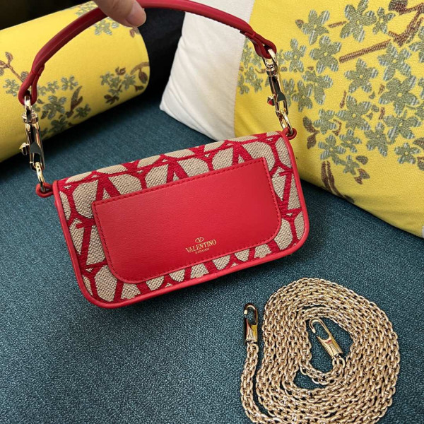 VALENTINO LOCÒ SMALL SHOULDER BAG