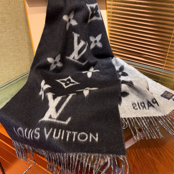 l0*is V*t0n reykjavik scarf
